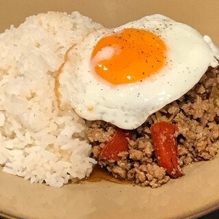 鶏ひき肉を使ったガパオライス